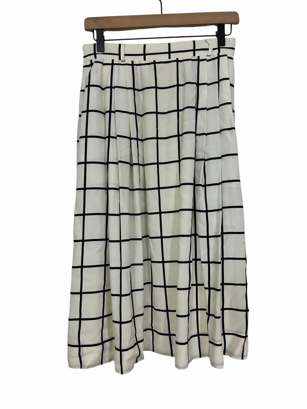 Evan Picone Ivory and White Windowpane Classic Modest Midi Skirt Size 8 Petite